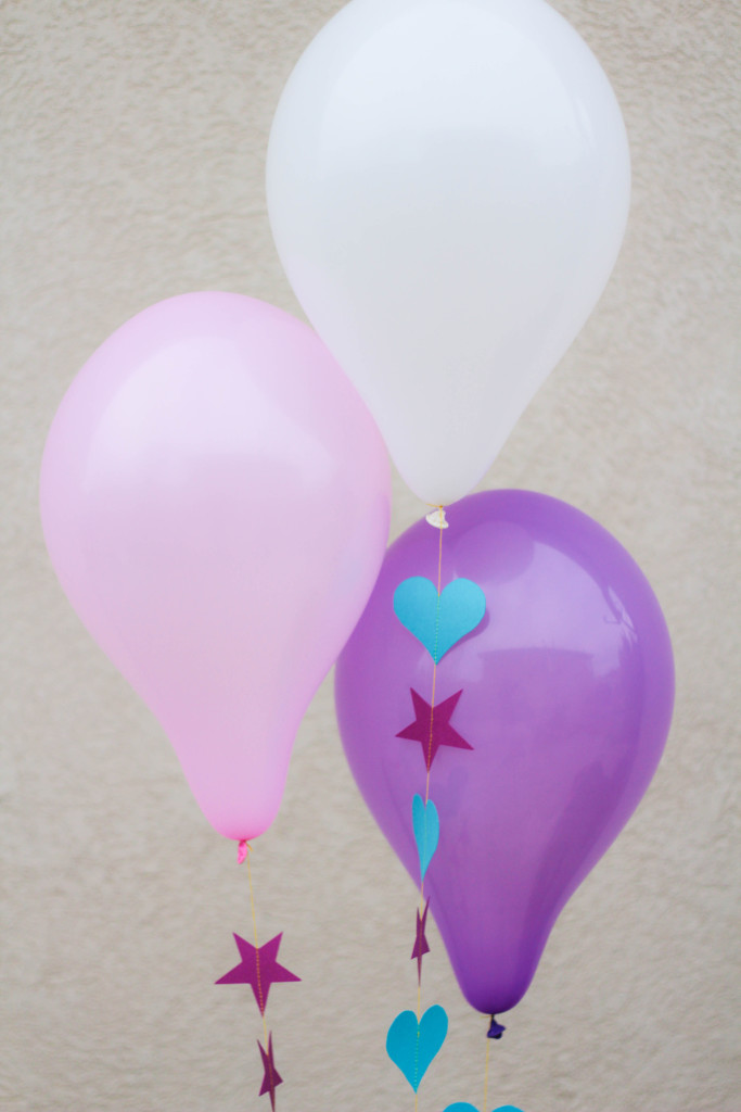 DIY-Balloon-Garland-2