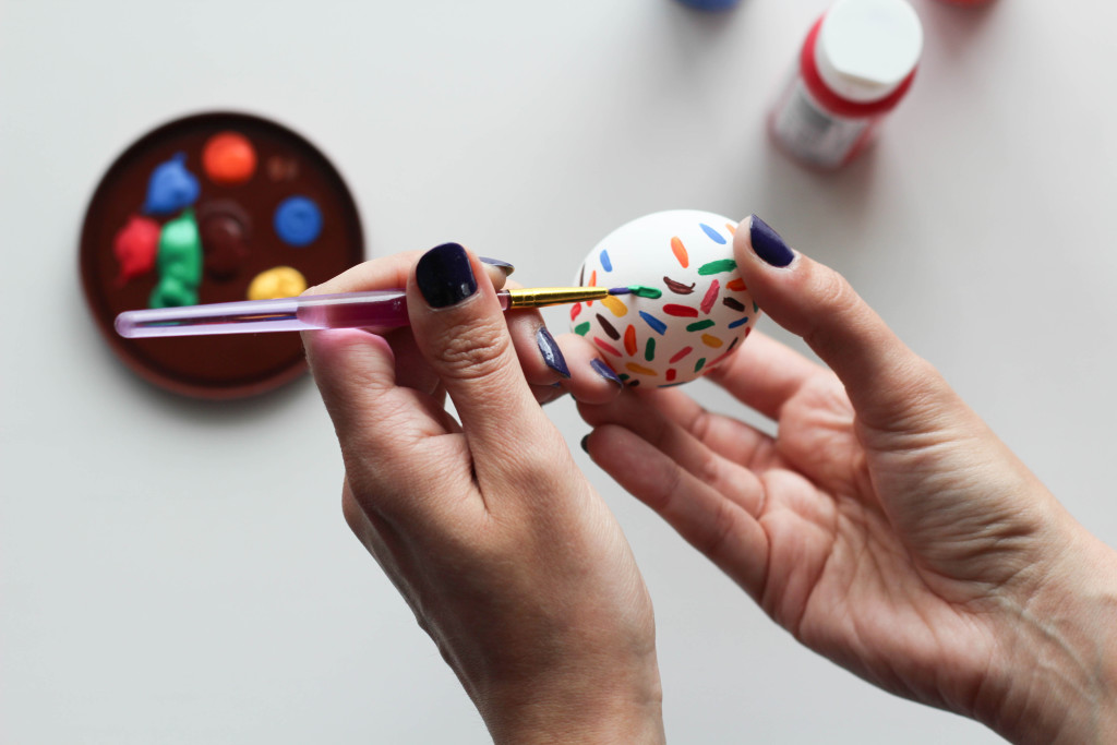 DIY Sprinkle Easter Eggs-3