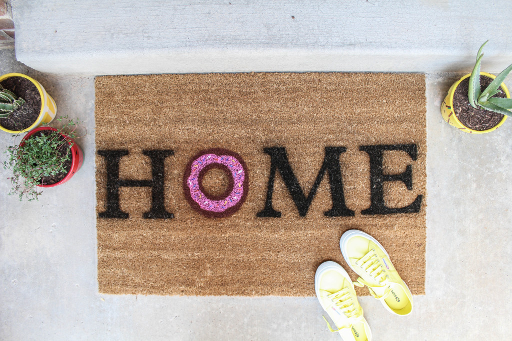 DIY Donut Door Mat