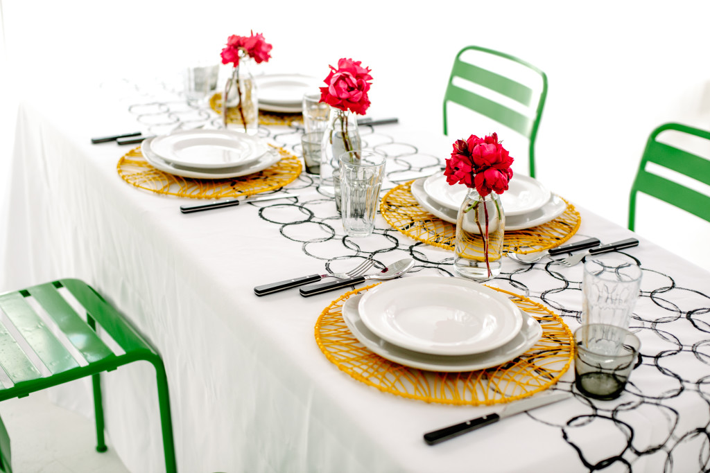 DIY Graphic Print Tablecloth