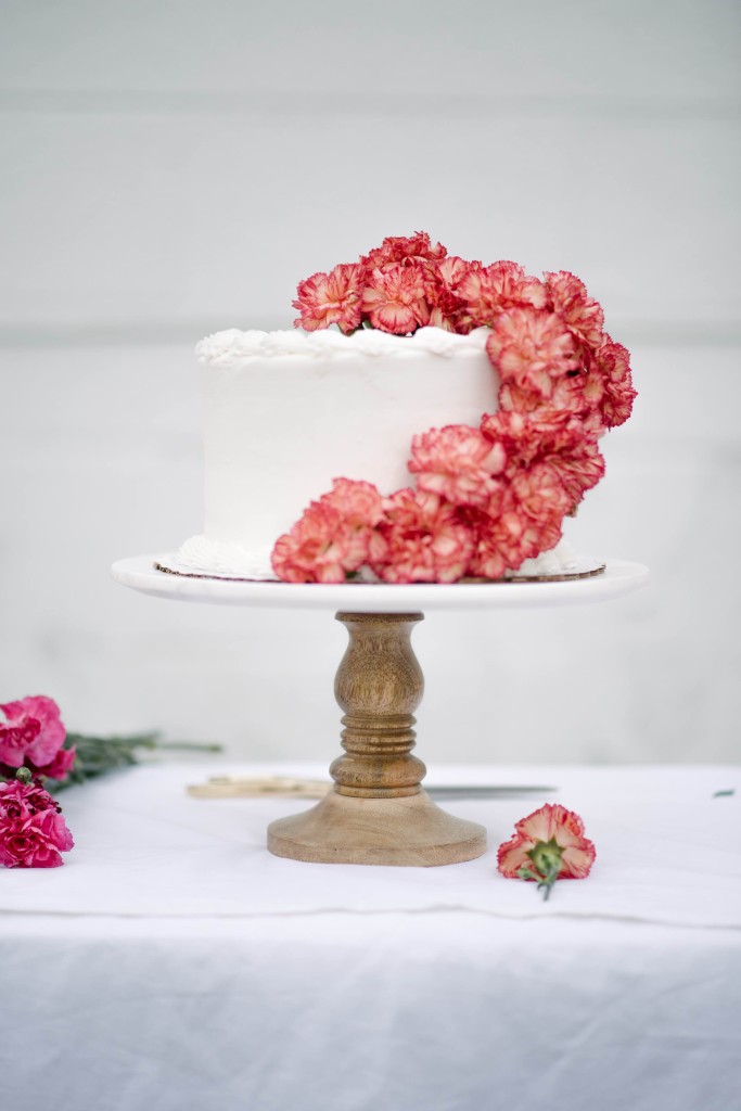 DIY Fresh Floral Cake Topper