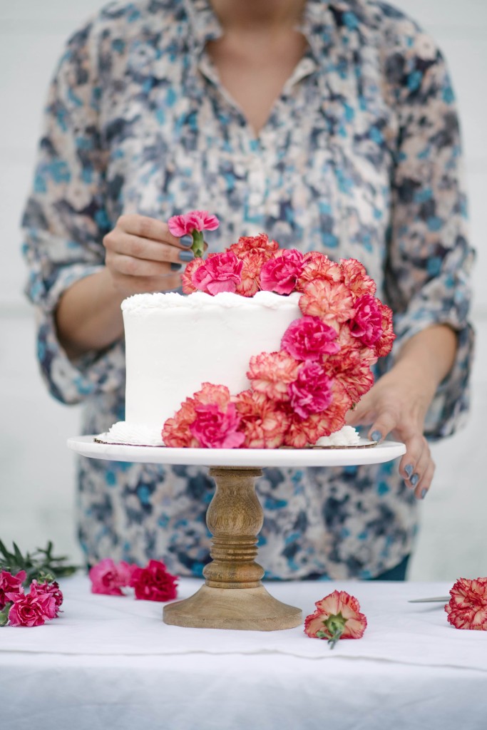 DIY Fresh Floral Cake Topper