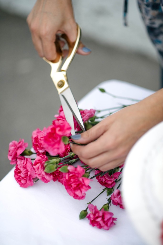 DIY Fresh Floral Cake Topper