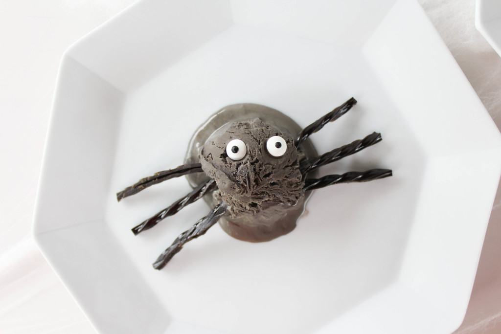 Black Licorice Ice Cream Spiders