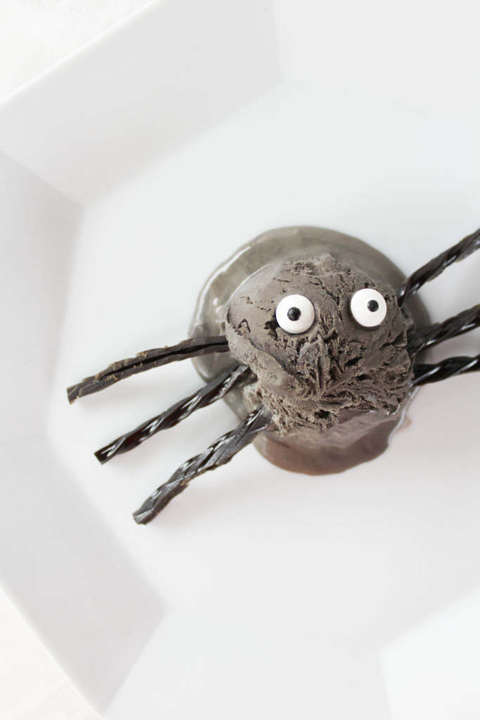 Black Licorice Ice Cream Spiders