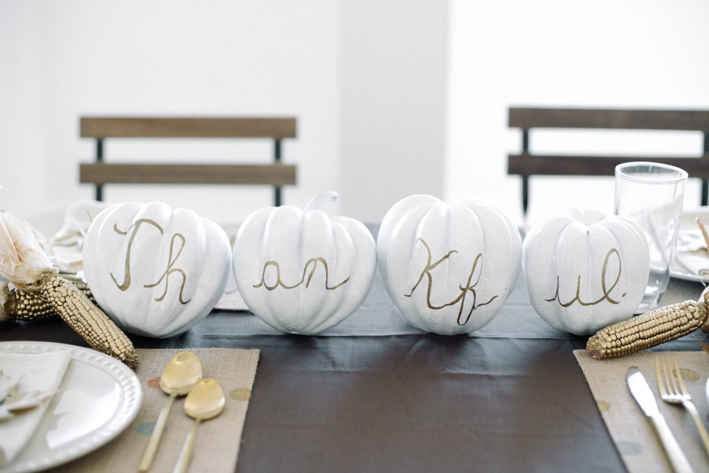 Gold Thanksgiving Tablescape