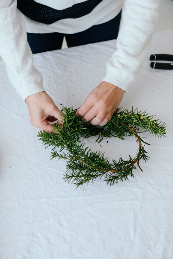 Easy Holiday Chair Wreaths