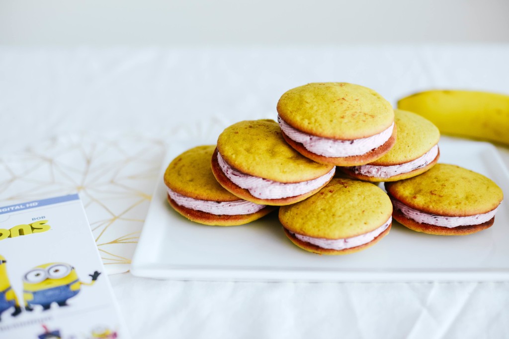 Banana Whoopie Pies with Blueberry Filling