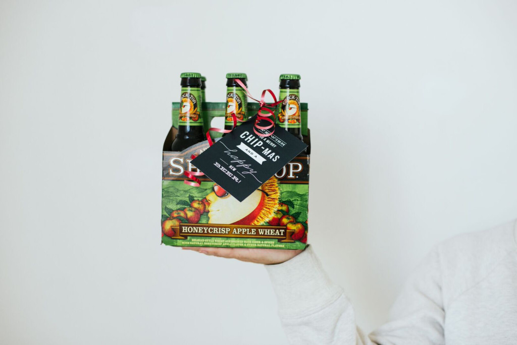 Neighbor Gift Idea: Chips and Beer