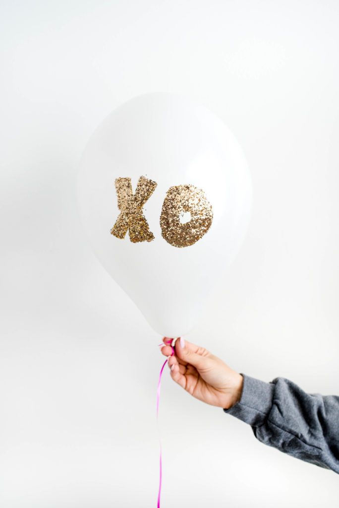DIY Glitter Balloons