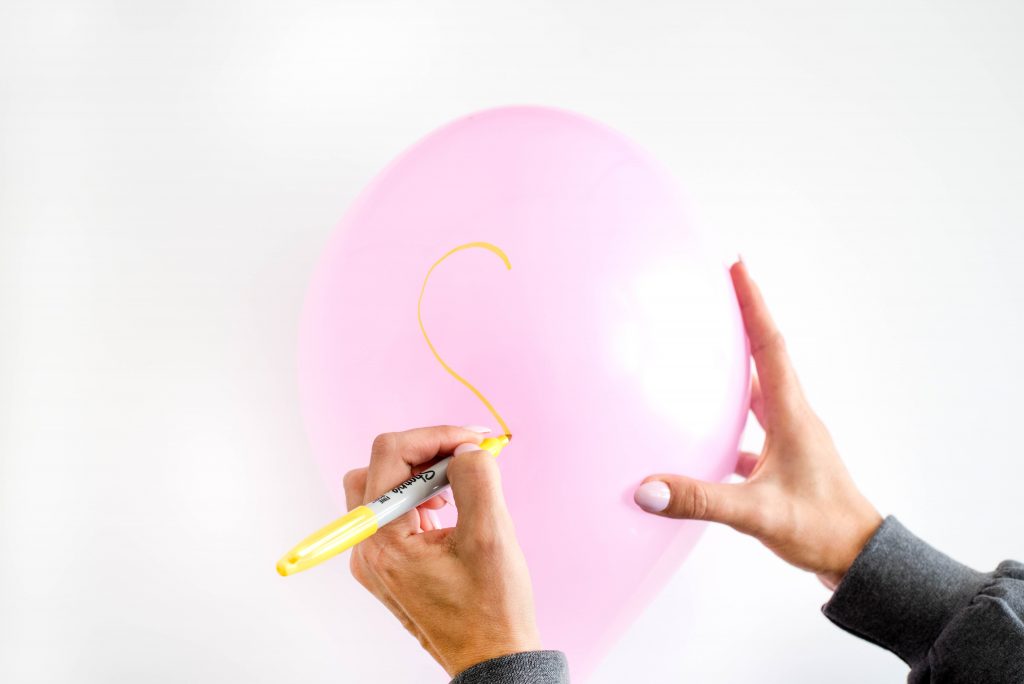 DIY Glitter Balloons