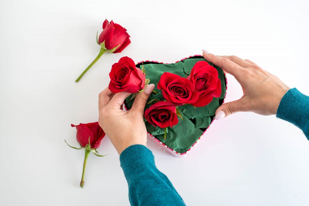 DIY Valentine's Day Flower Arrangement