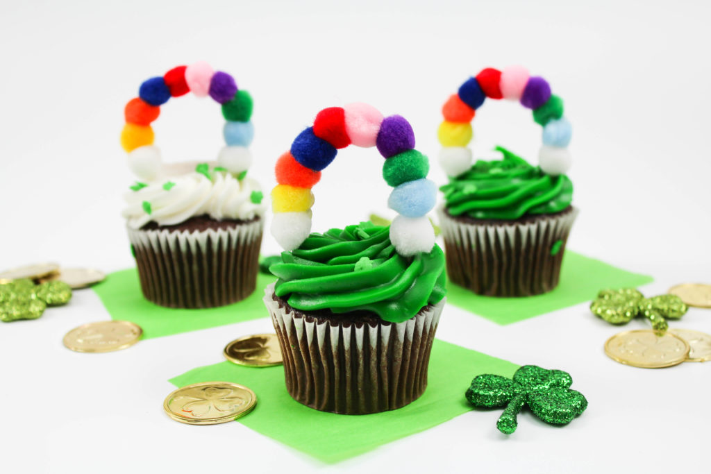 DIY St. Patricks Day Rainbow Cupcake Toppers