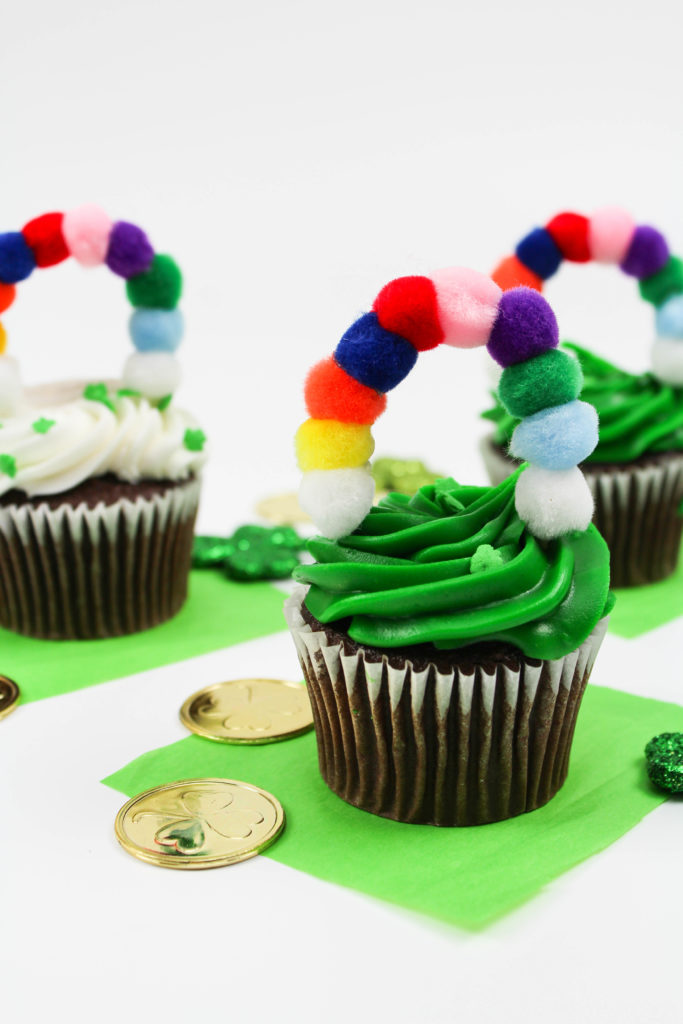 DIY St. Patricks Day Rainbow Cupcake Toppers