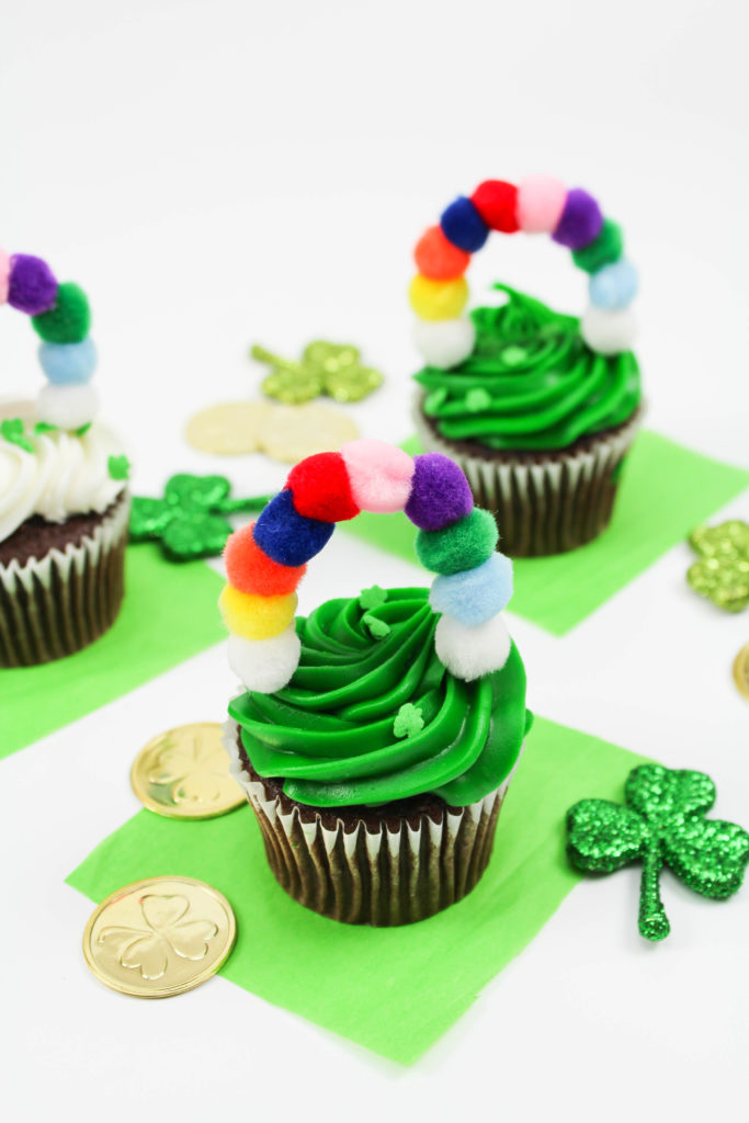 DIY St. Patricks Day Rainbow Cupcake Toppers