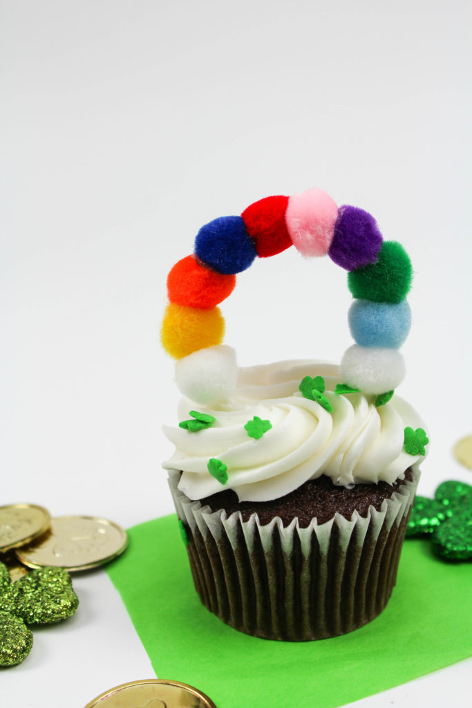 DIY St. Patricks Day Rainbow Cupcake Toppers