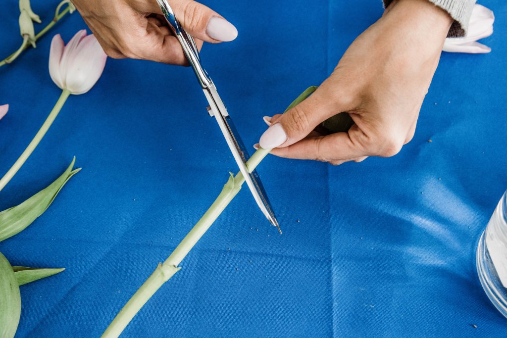 DIY Submerged Centerpieces