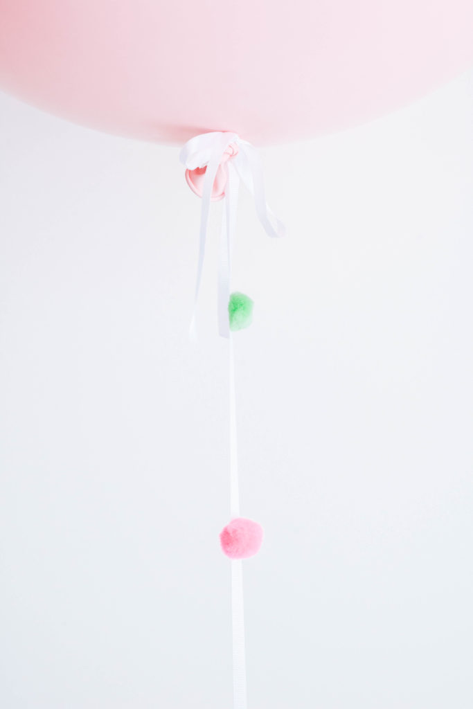 DIY Pom Pom Balloon Tails