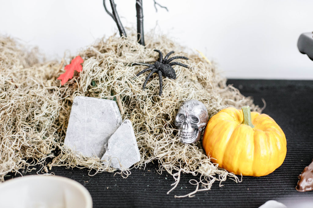 DIY Halloween Dessert Table