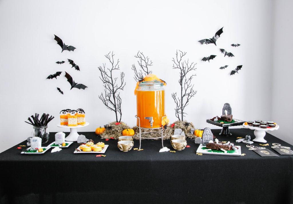 DIY Halloween Dessert Table