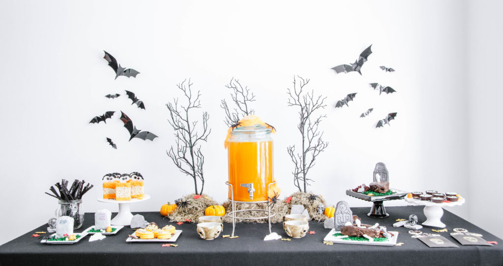 DIY Halloween Dessert Table