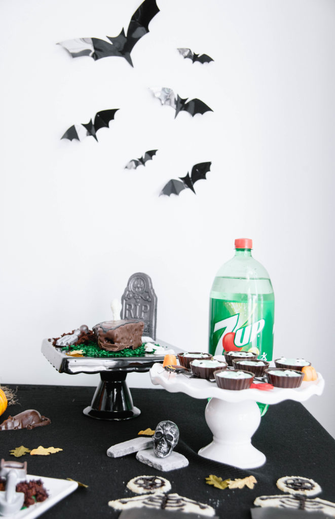 DIY Halloween Dessert Table