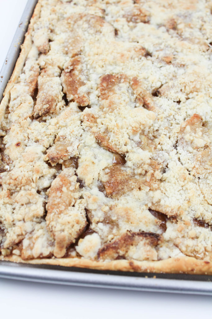 Caramel Apple Slab Pie