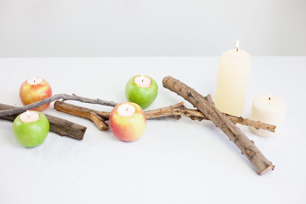 DIY Thanksgiving Apple Centerpiece