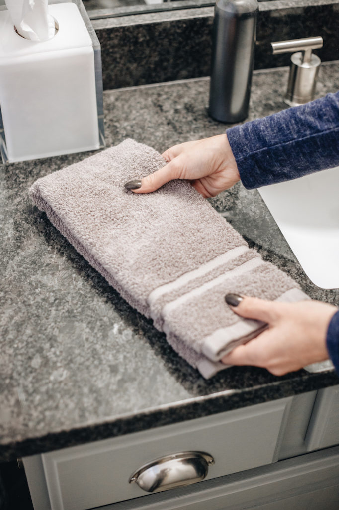 Holiday Houseguest Bathroom Tips