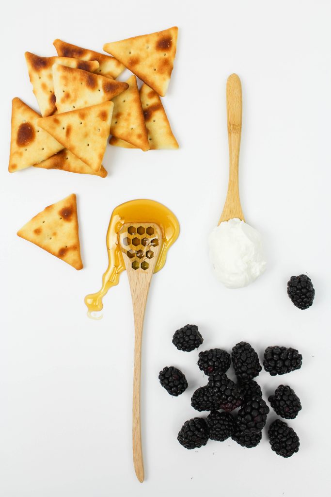 Blackberry, Goat Cheese and Honey Appetizers