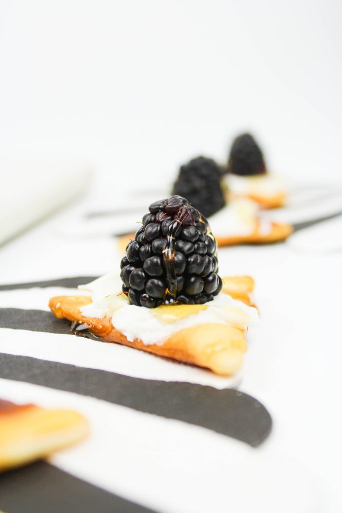 Blackberry, Goat Cheese and Honey Appetizers