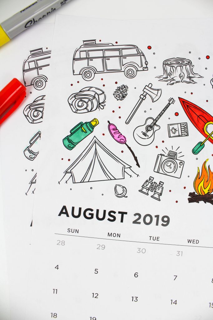 Printable August 2019 Calendar: Coloring Pages!