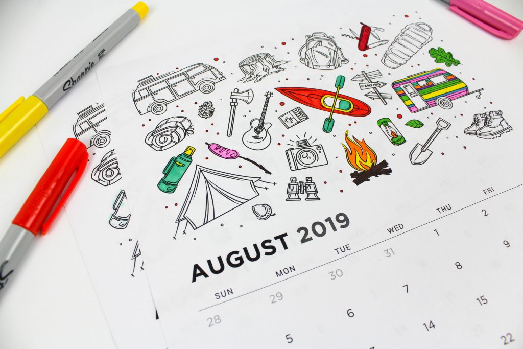 Printable August 2019 Calendar: Coloring Pages!