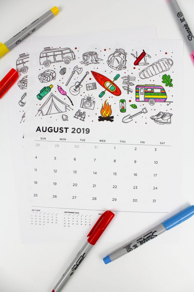 Printable August 2019 Calendar: Coloring Pages!