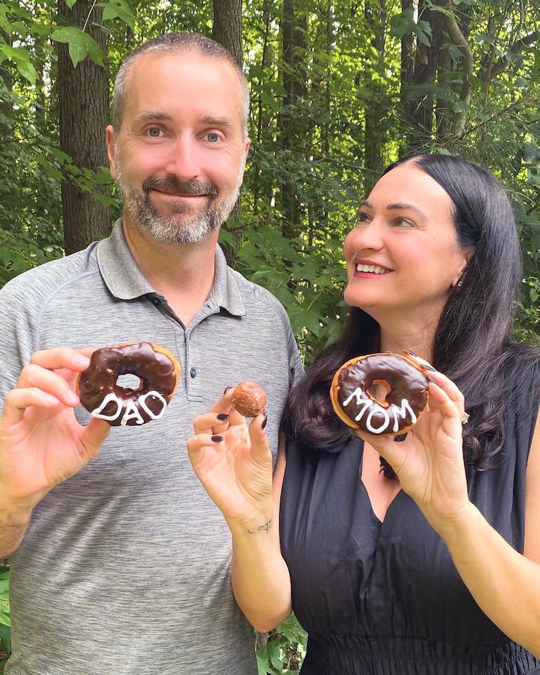 Donut pregnancy announcement